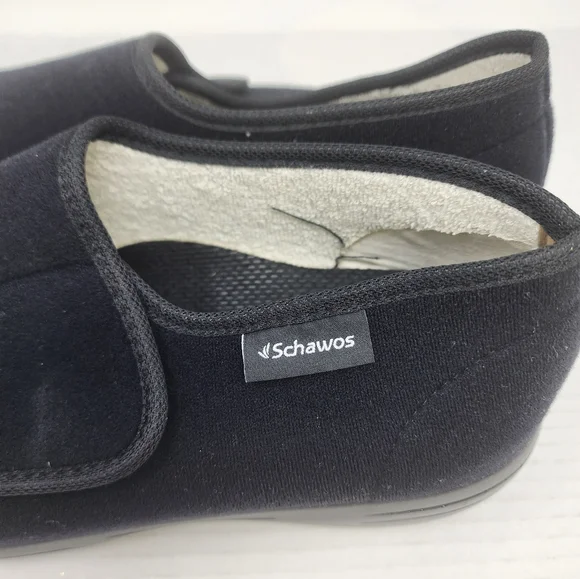 Schawos New Black House Slippers Comfortable Easy Slip on Shoes Size 9